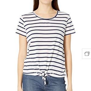 Roxy Women's This One is for You Tie Front T Shirt. NWT